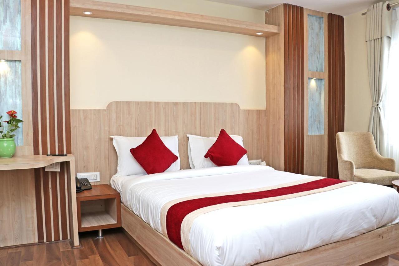 Hotel Nilakantha Pvt. Ltd 加德满都 外观 照片