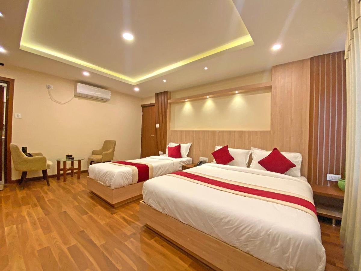 Hotel Nilakantha Pvt. Ltd 加德满都 外观 照片