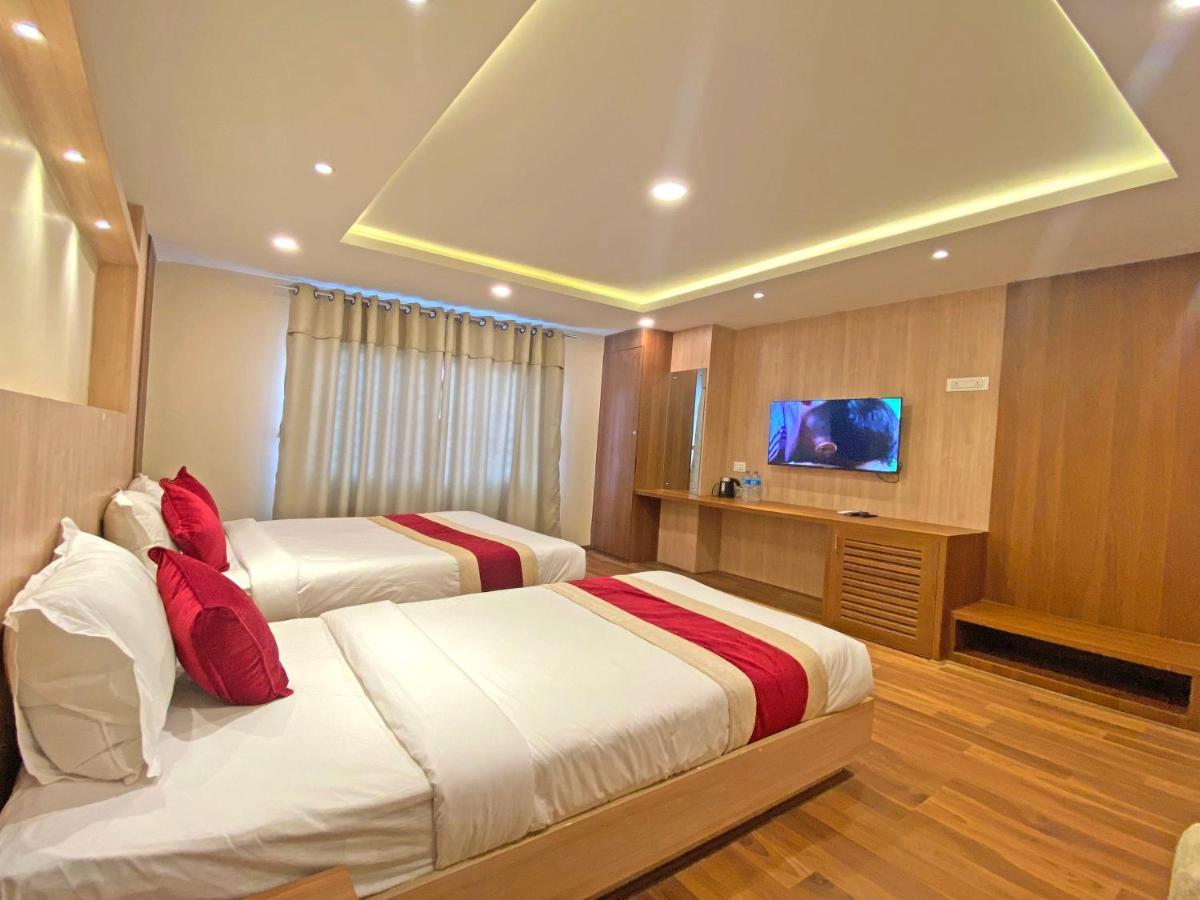 Hotel Nilakantha Pvt. Ltd 加德满都 外观 照片
