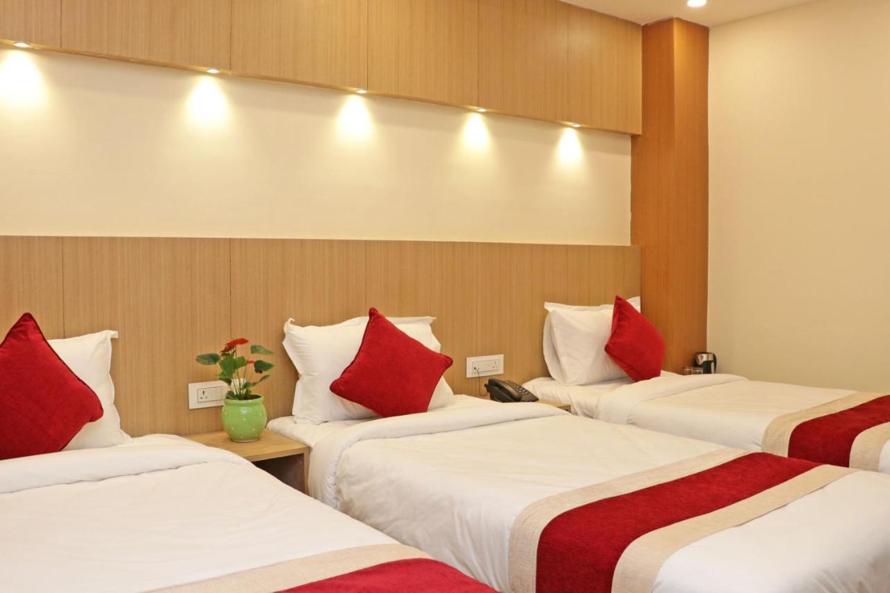 Hotel Nilakantha Pvt. Ltd 加德满都 外观 照片