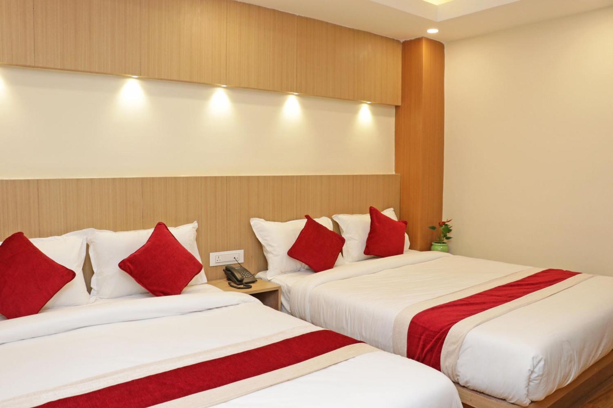 Hotel Nilakantha Pvt. Ltd 加德满都 外观 照片