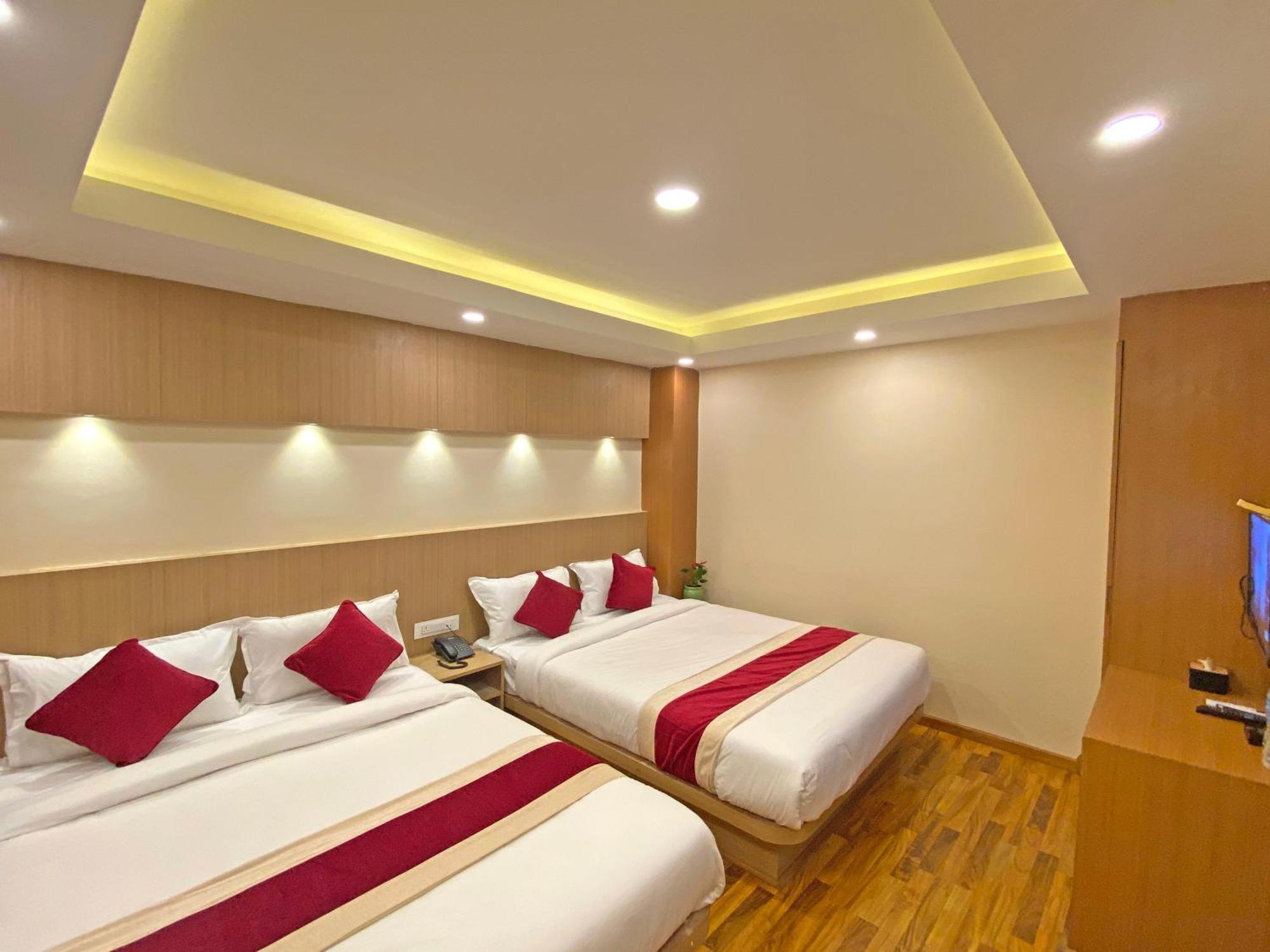 Hotel Nilakantha Pvt. Ltd 加德满都 外观 照片