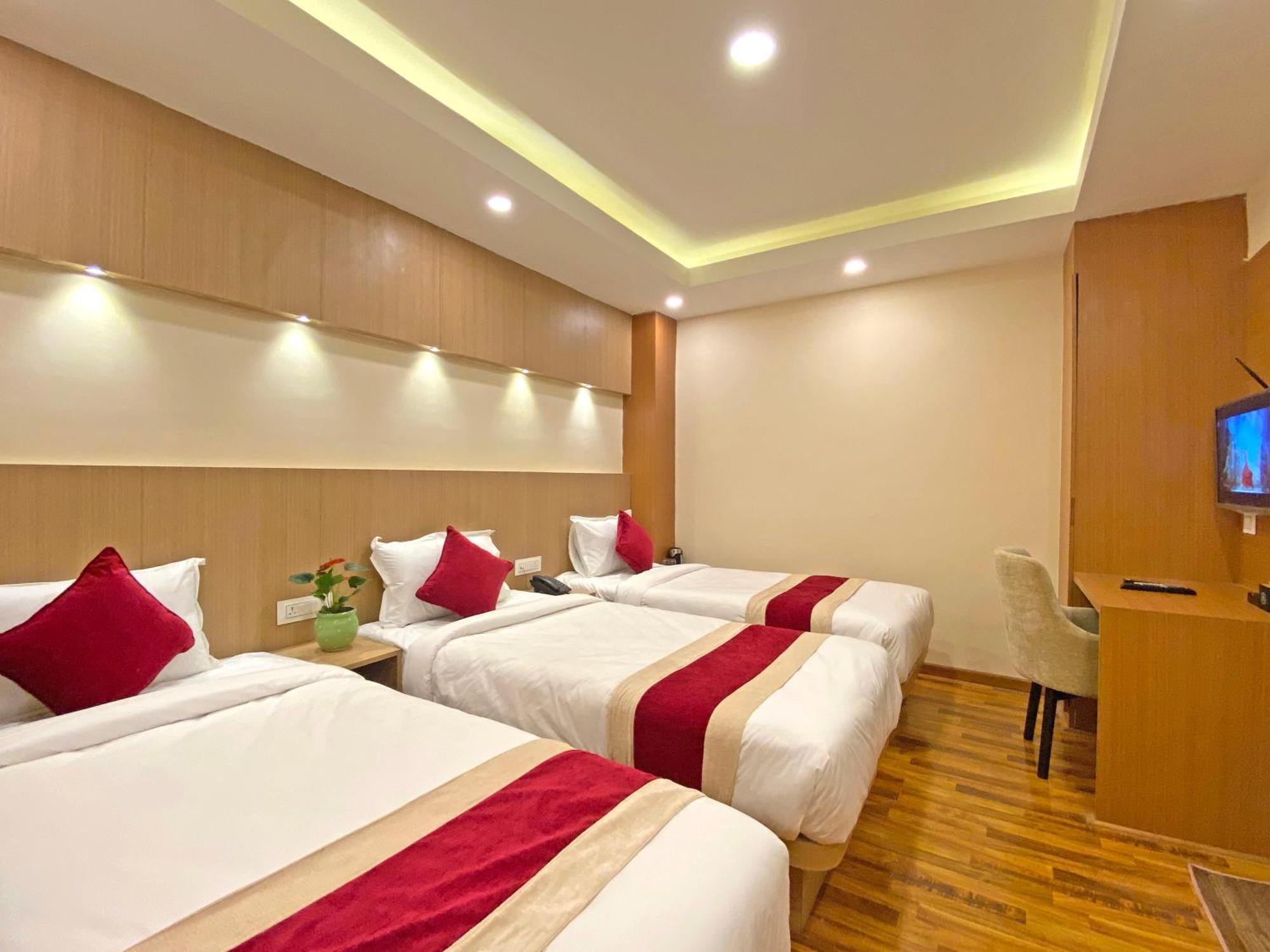 Hotel Nilakantha Pvt. Ltd 加德满都 外观 照片